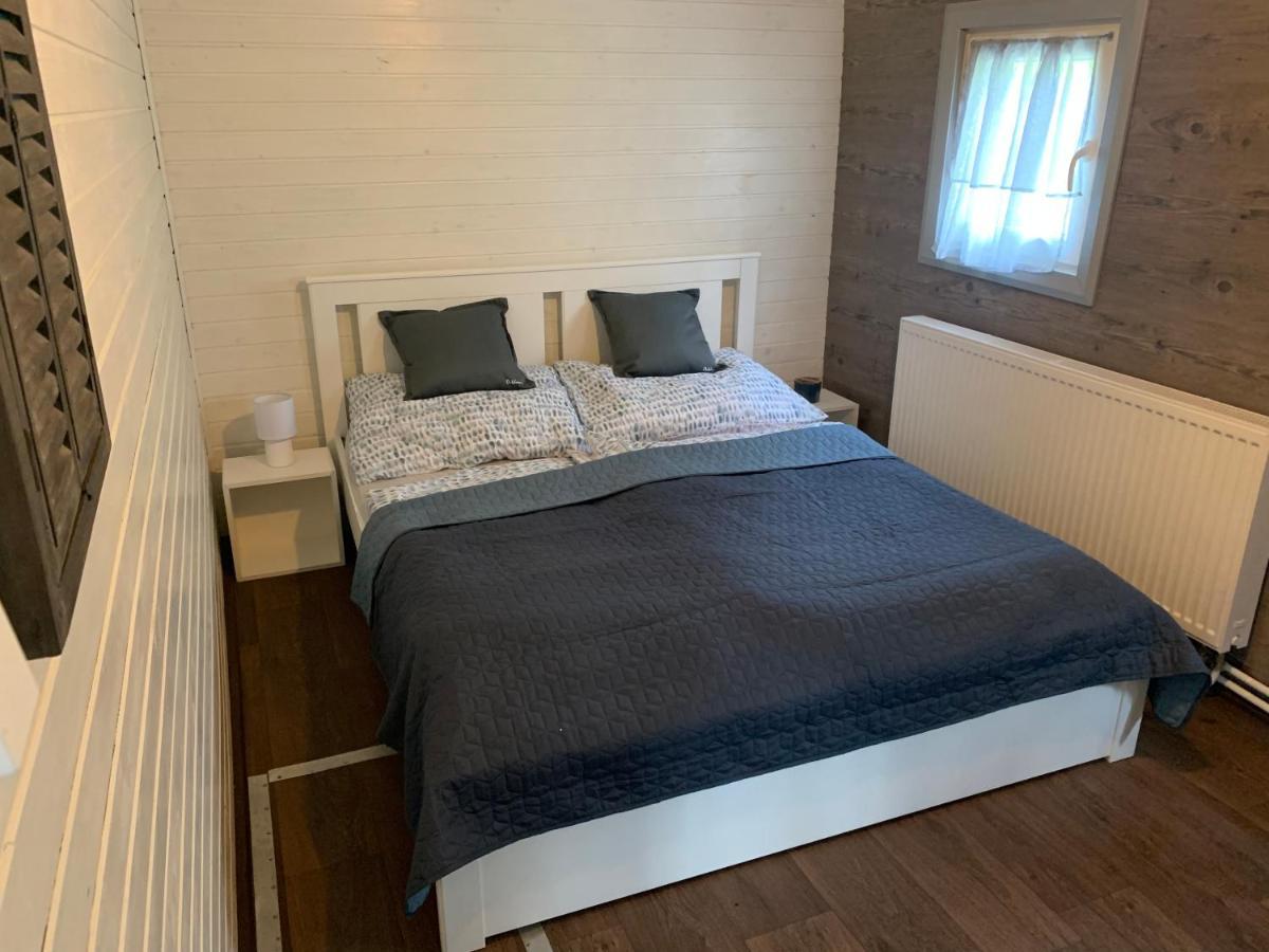 Certo Nautica Hotel Pozsony Kültér fotó