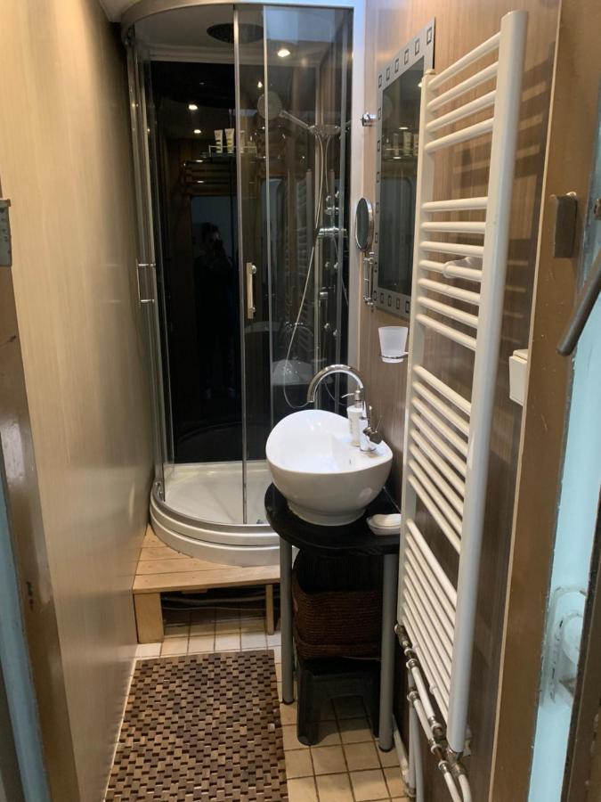Certo Nautica Hotel Pozsony Kültér fotó